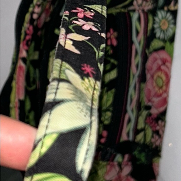 Vera Bradley Green and Pink Flower Print handbag - Picture 3 of 3